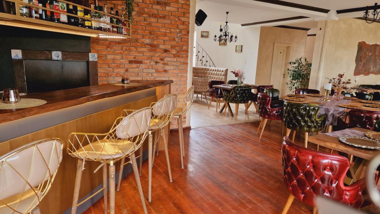 Villa Westfalia Guest House Тыргу-Секуеск Экстерьер фото