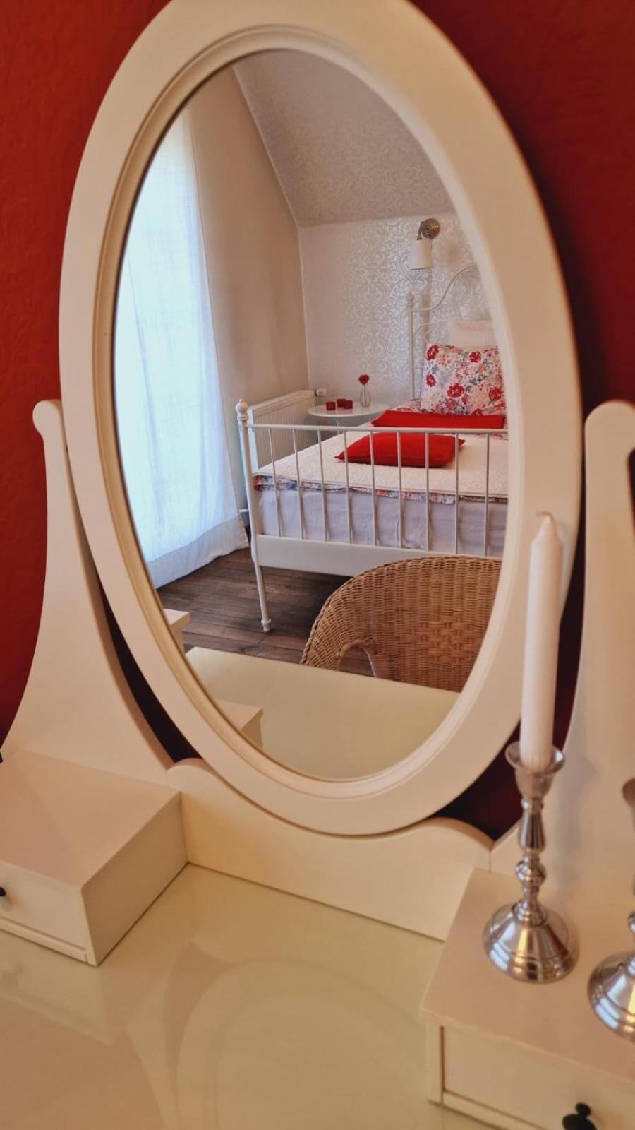 Villa Westfalia Guest House Тыргу-Секуеск Экстерьер фото
